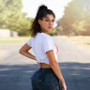 Meet your Posher, Raegan